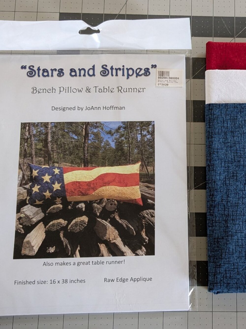 NEW Stars & Stripes Bench Pillow/ Table Runner Kit
